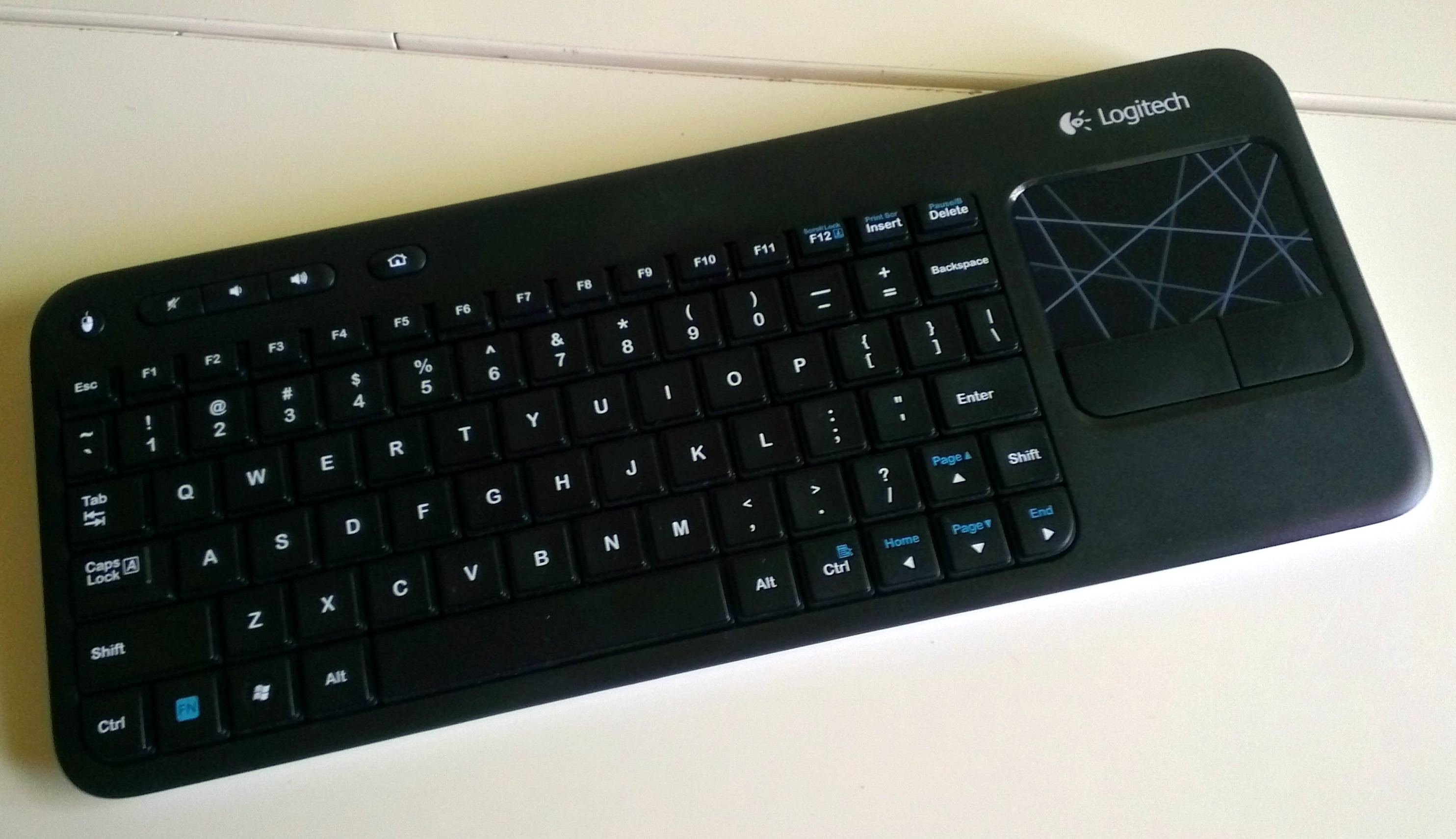 A ‘Not So Large’ Review: Logitech K400 Wireless Keyboard/Touchpad